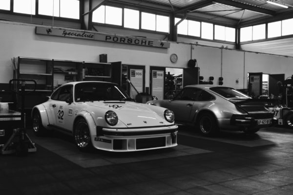Crubilé Sport : Porsche & poésie.