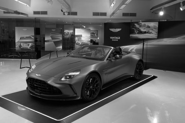 Aston Martin Vantage Roadster
